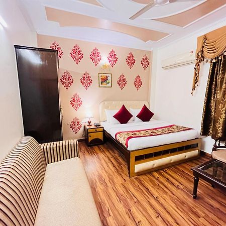 Hotel Paras - Karol Bagh Delhi Zewnętrze zdjęcie