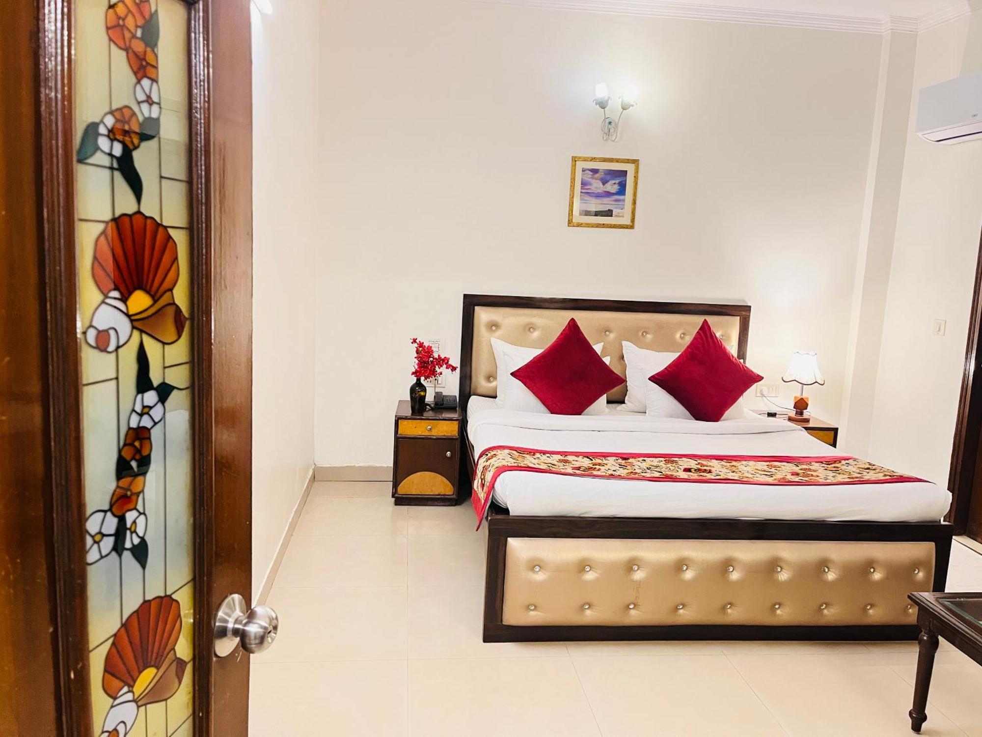 Hotel Paras - Karol Bagh Delhi Zewnętrze zdjęcie