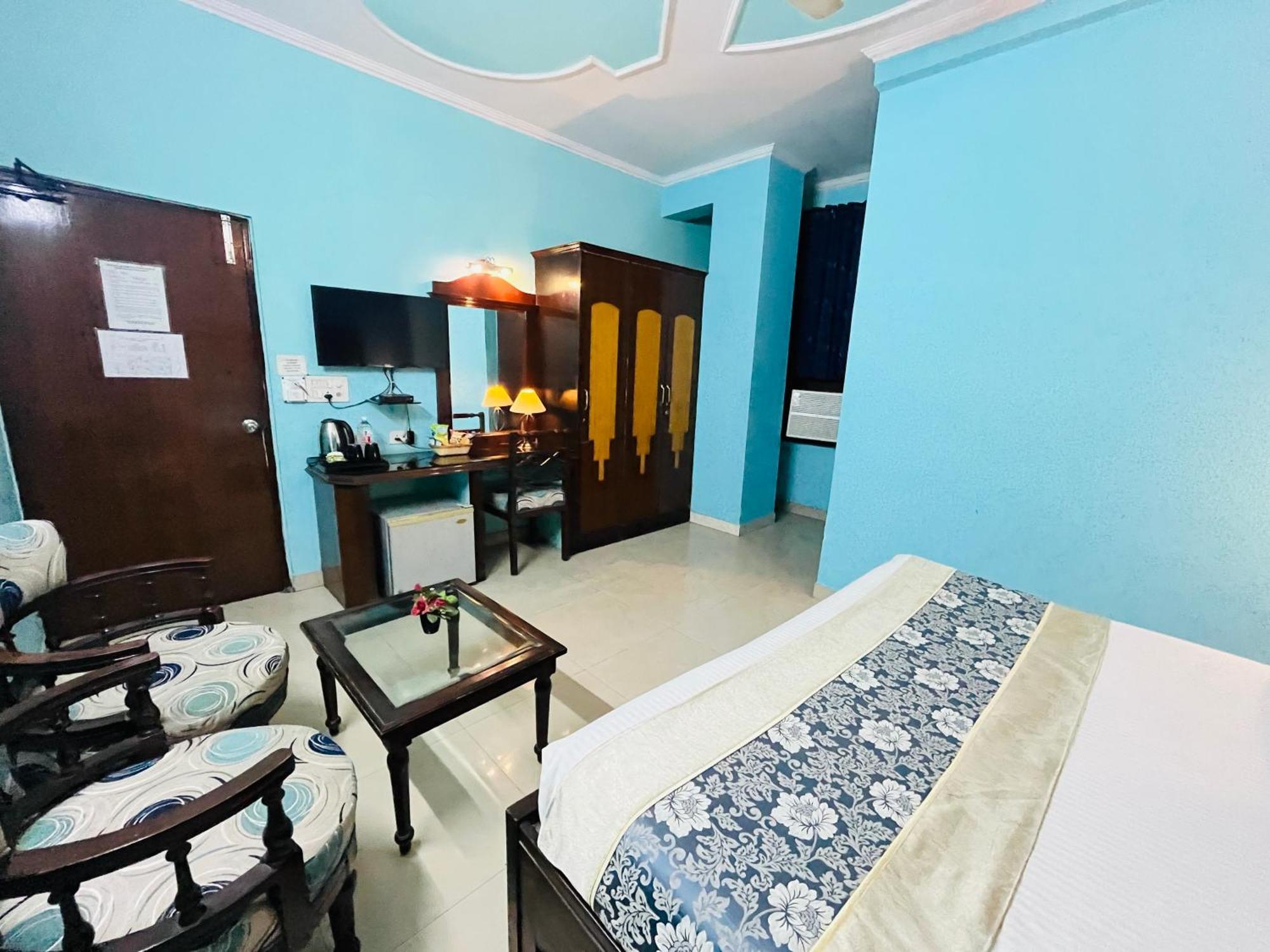 Hotel Paras - Karol Bagh Delhi Zewnętrze zdjęcie