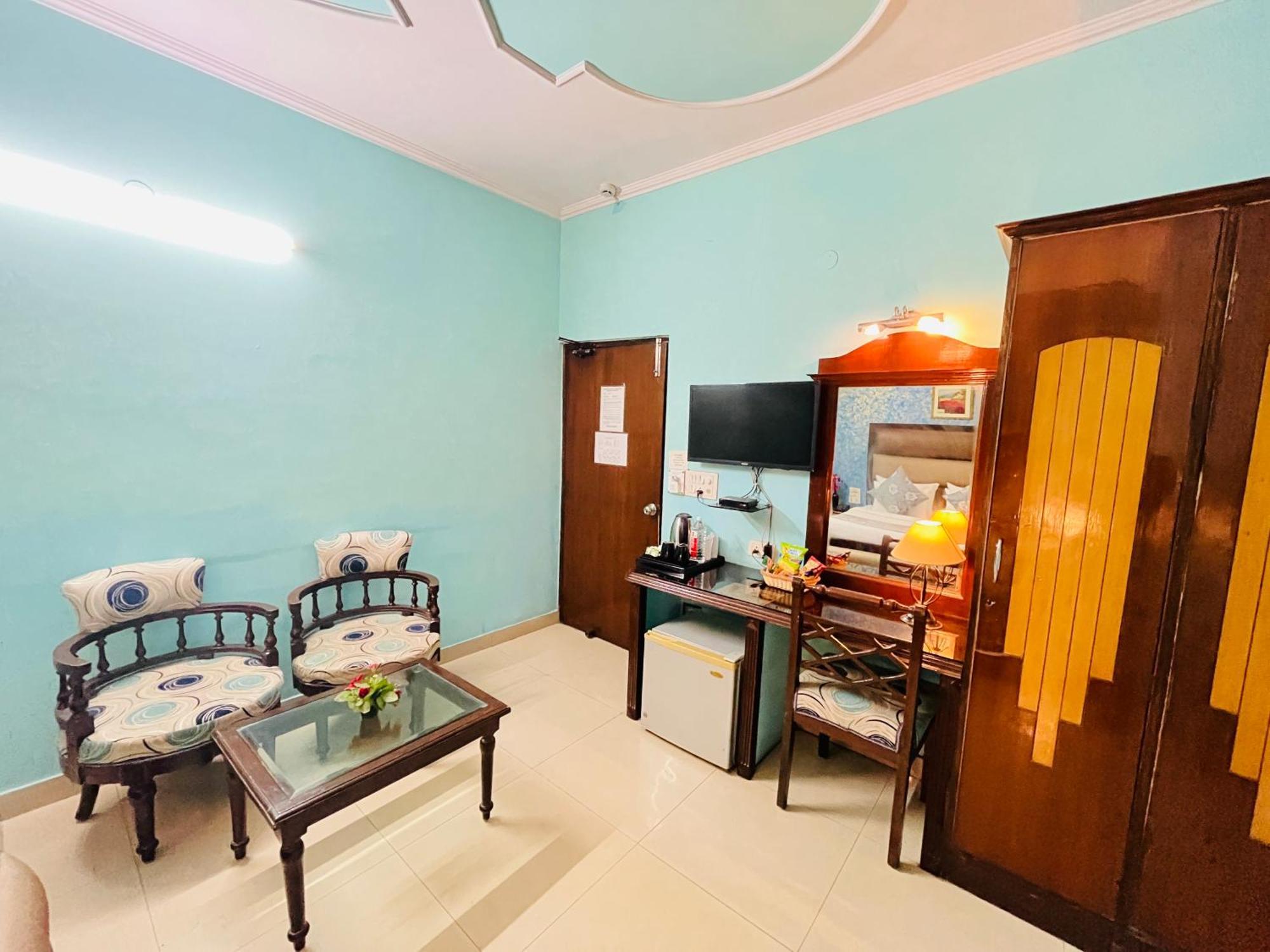 Hotel Paras - Karol Bagh Delhi Zewnętrze zdjęcie