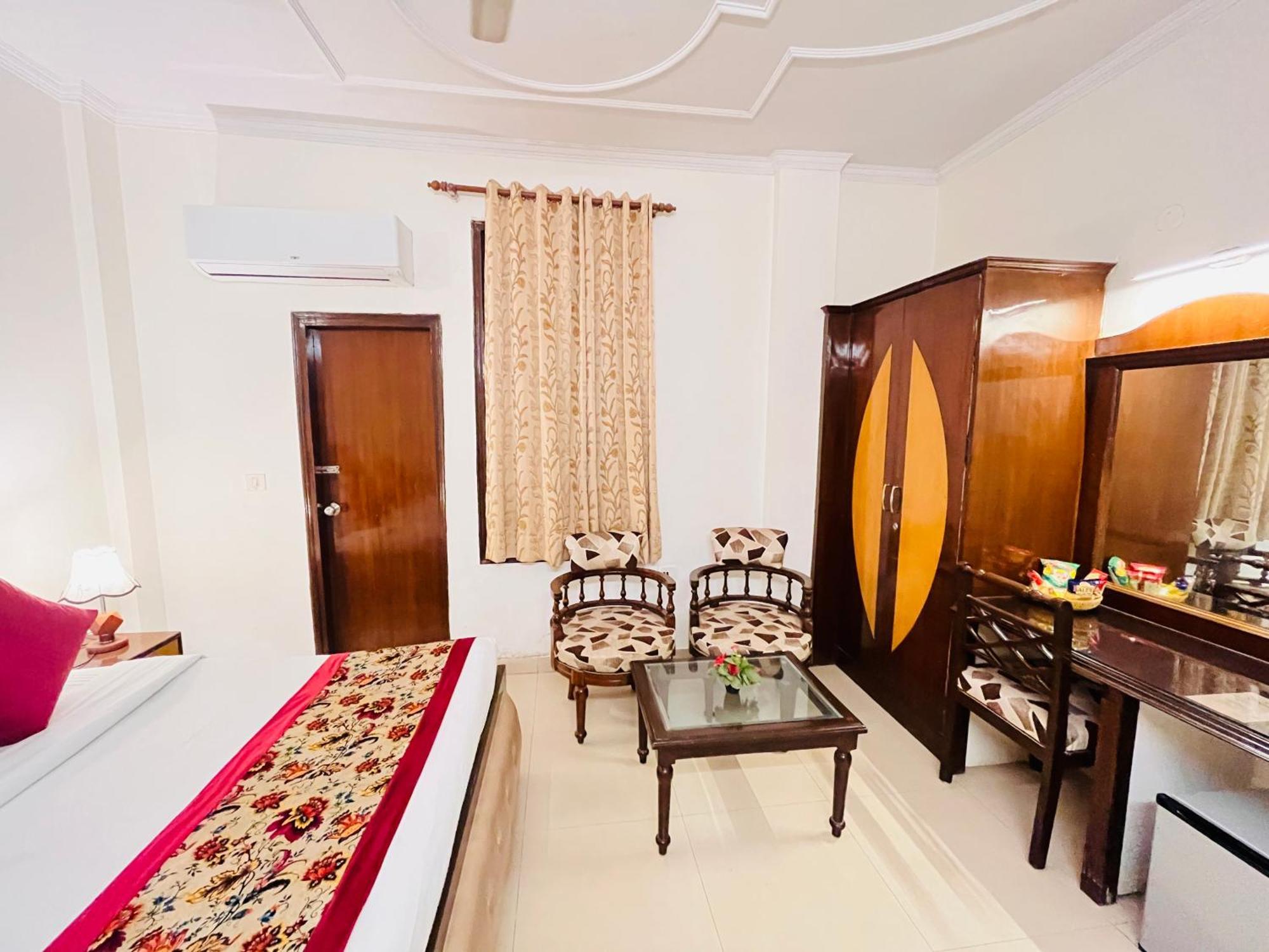 Hotel Paras - Karol Bagh Delhi Zewnętrze zdjęcie