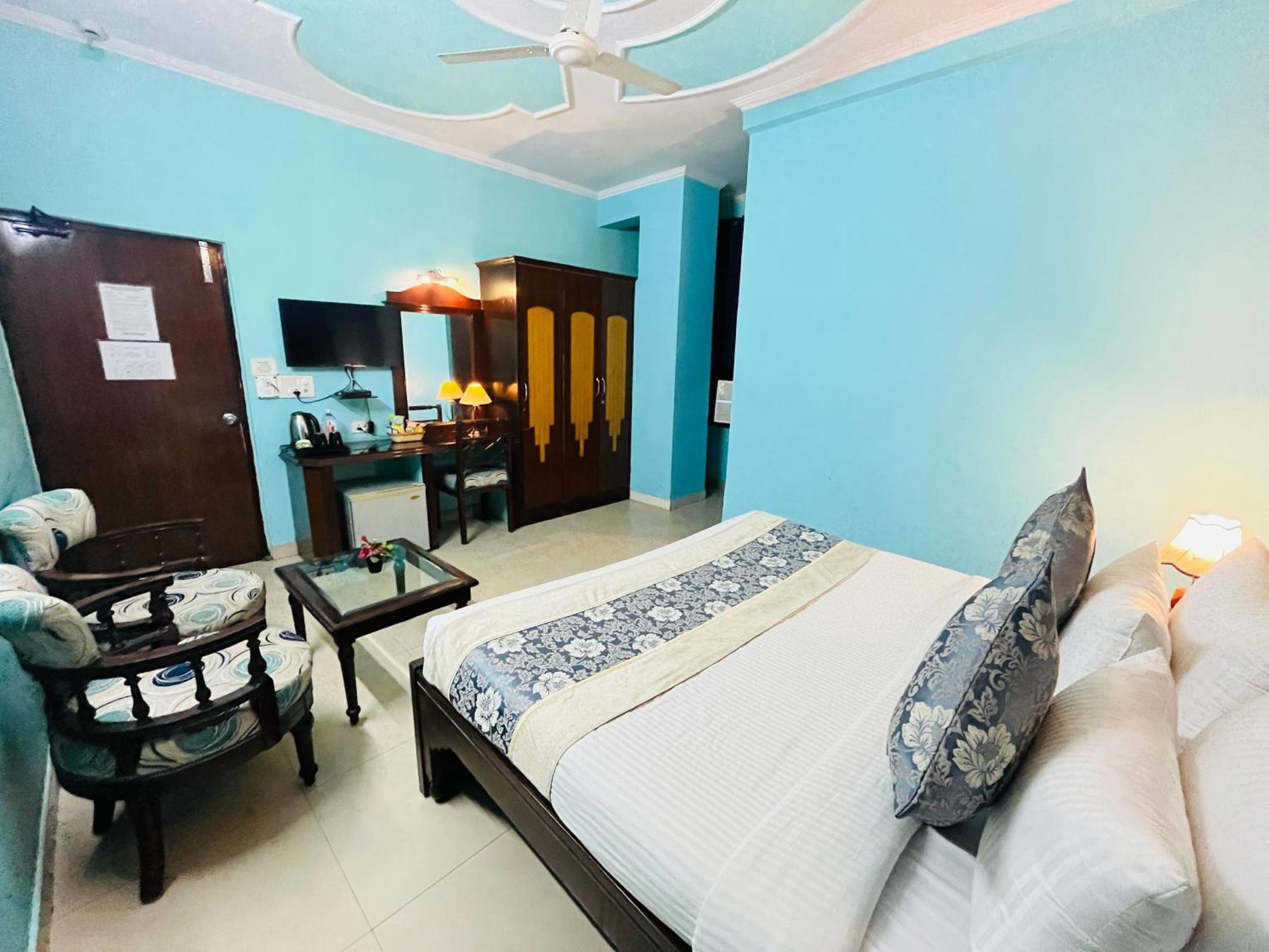 Hotel Paras - Karol Bagh Delhi Zewnętrze zdjęcie