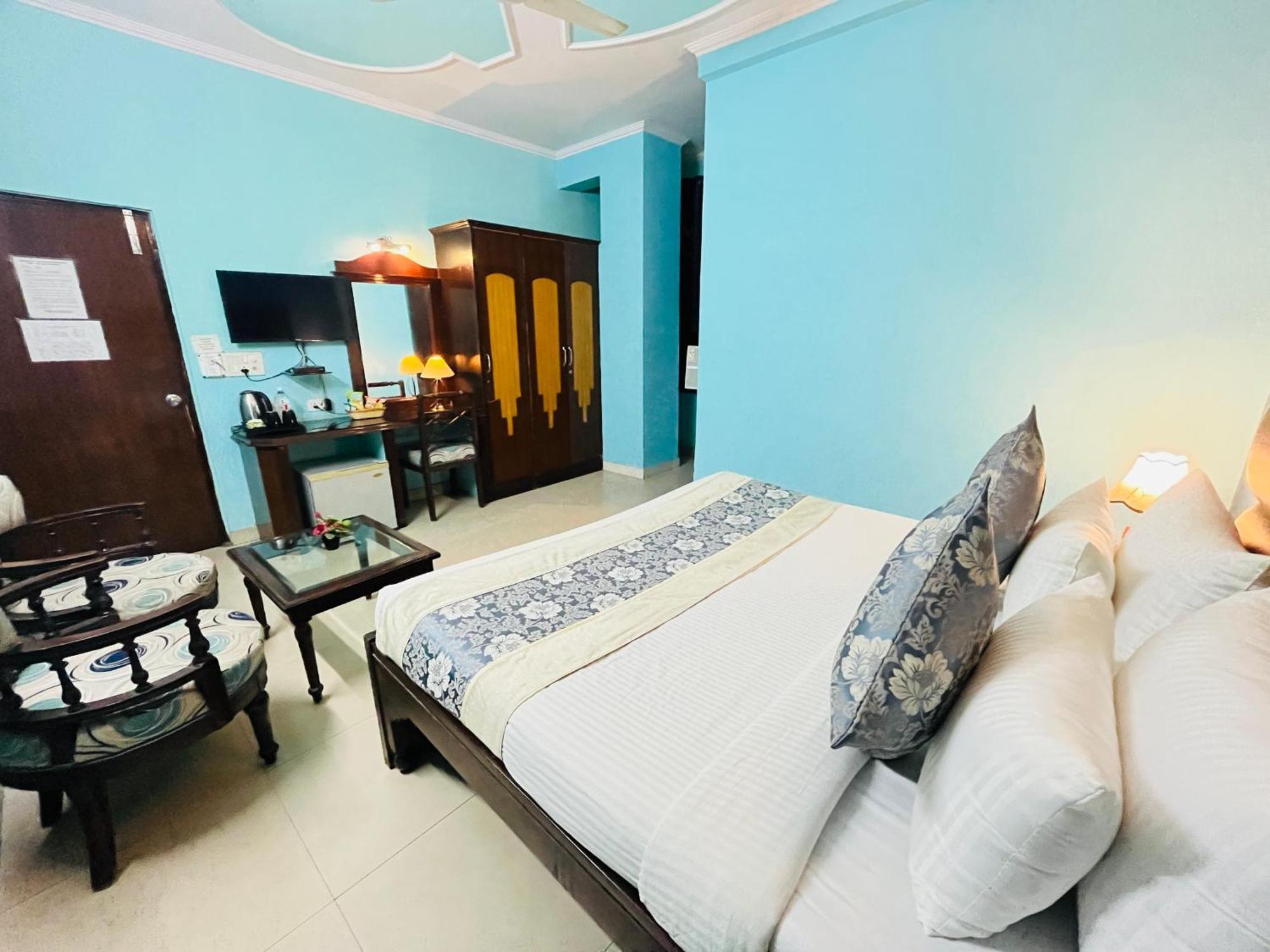 Hotel Paras - Karol Bagh Delhi Zewnętrze zdjęcie